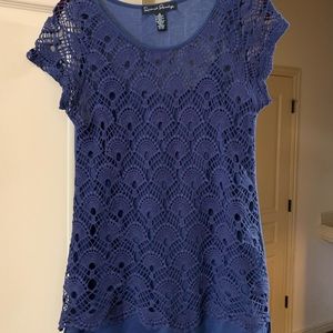 French Laundry - M - crocheted short sleeve top blue